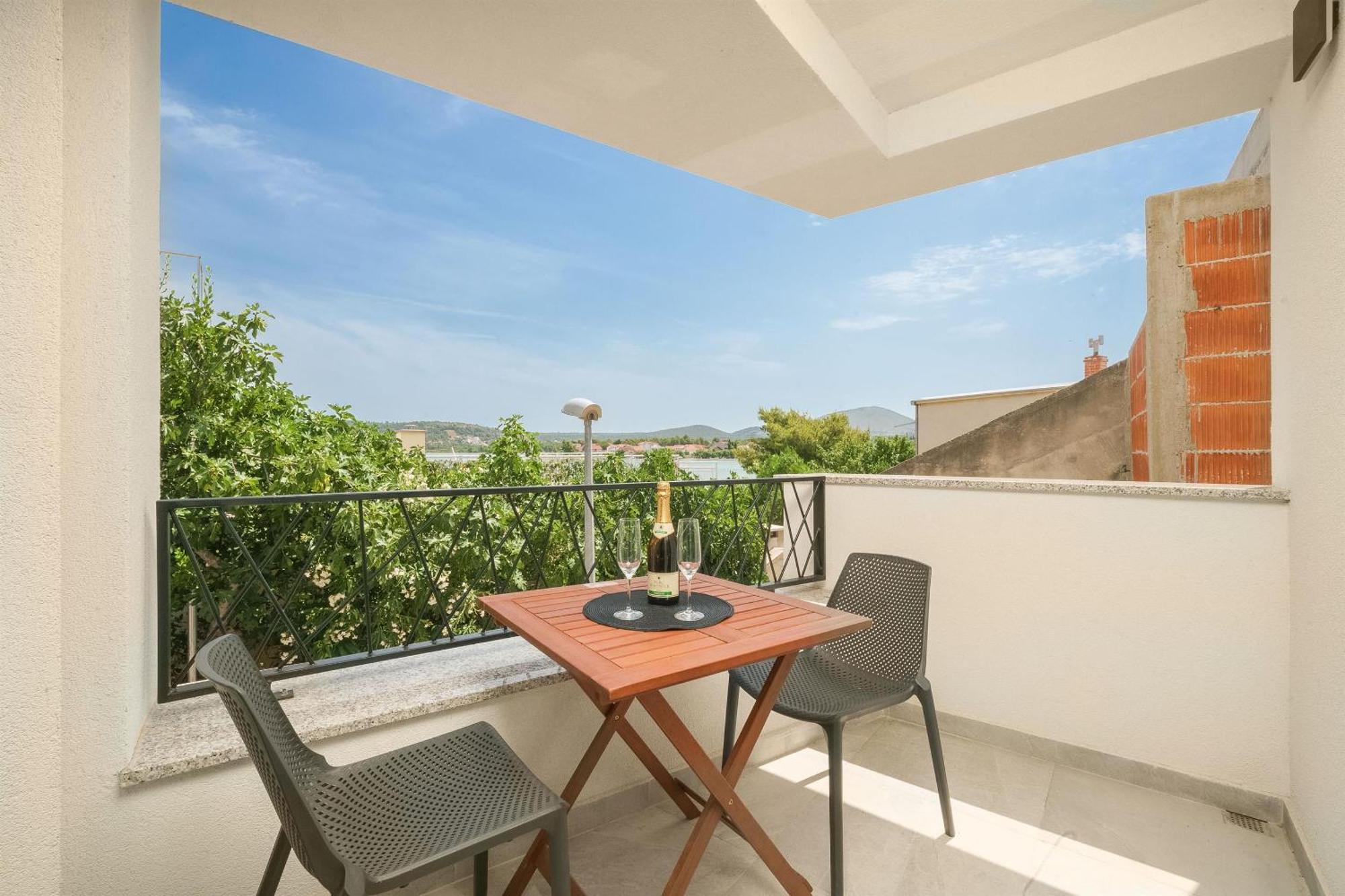 Apartments Picikato 比利切 外观 照片
